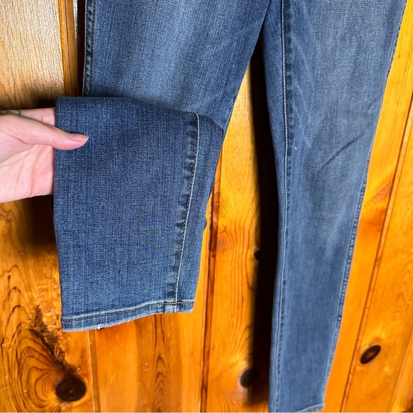 Madewell 10” High Rise Skinny Jeans - Picture 4 of 7